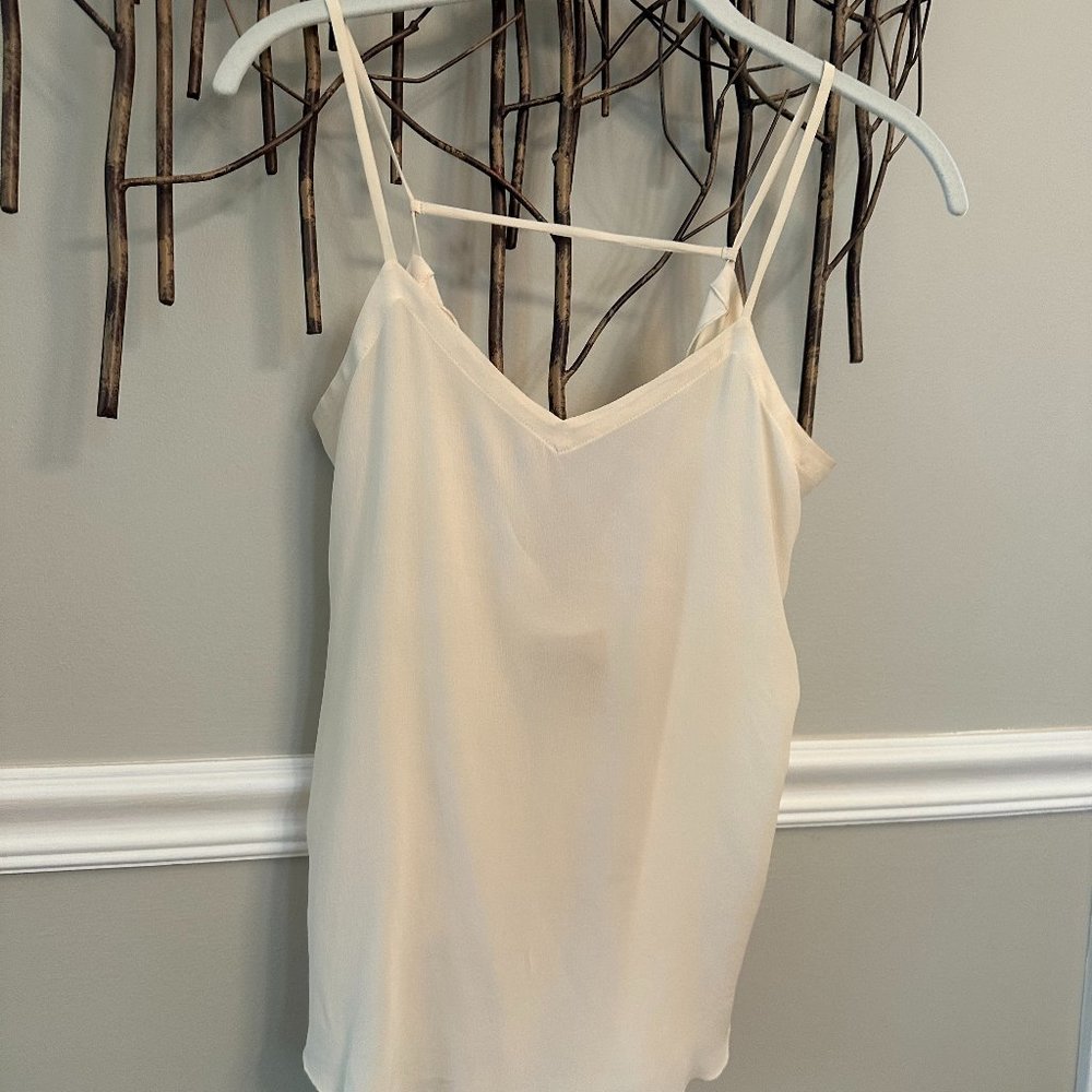 White Tank Top, Chasor